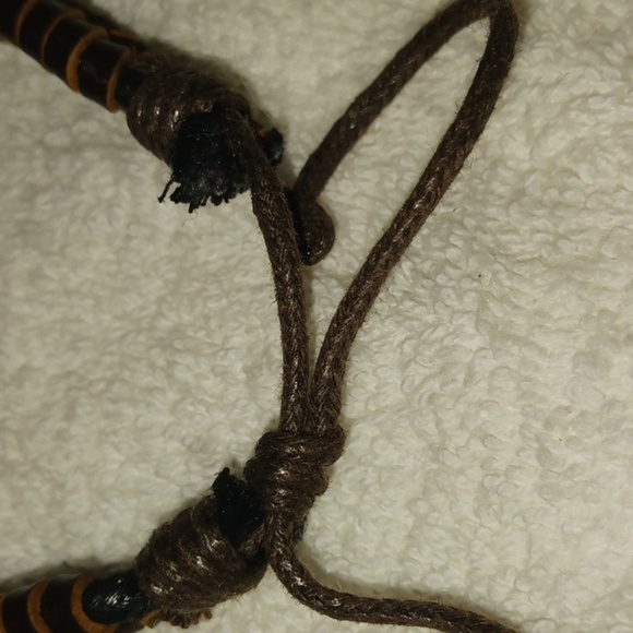 Handmade Leather Unisex Bracelet - Picture 3 of 4